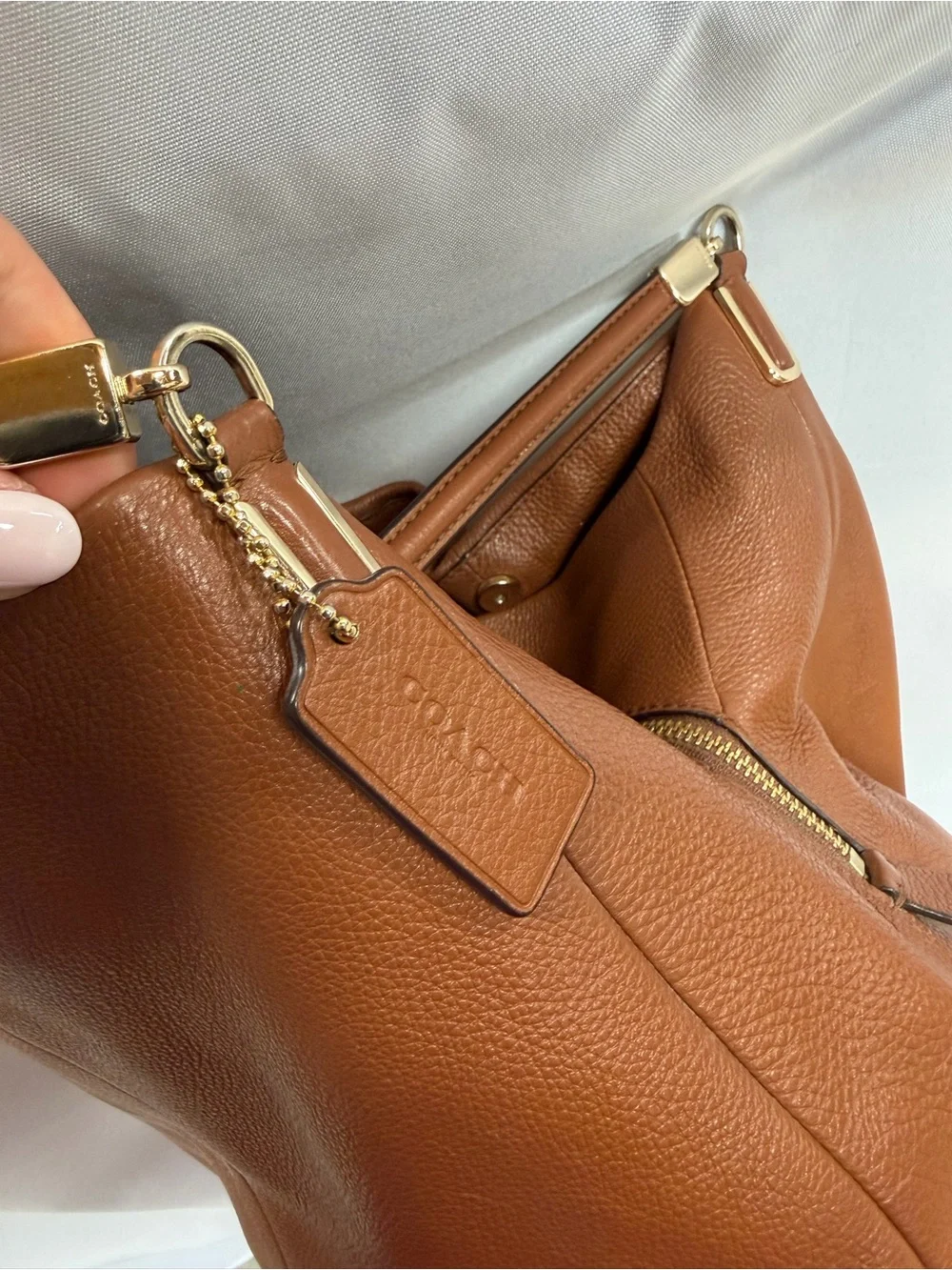Coach spacious brown